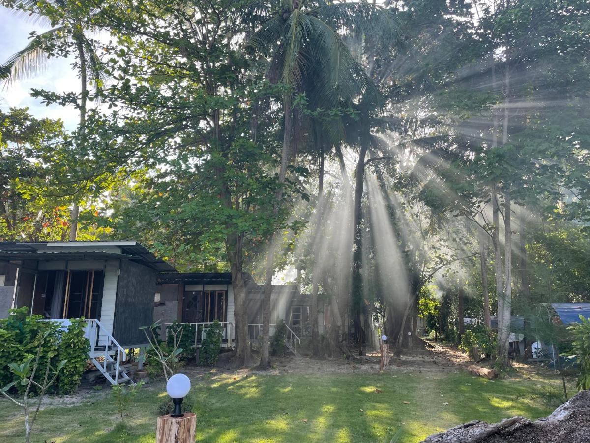 Koh Ngai Sea Open Resort 외부 사진
